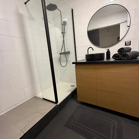 Apartment Cosy Le Gare Cergy